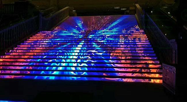 MOMO-LED:staircase LED display screen