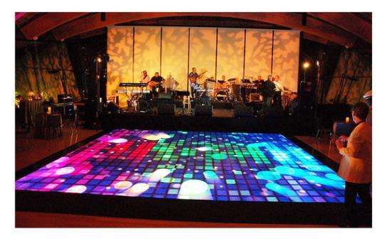 MOMO-LED:LED floor tile display